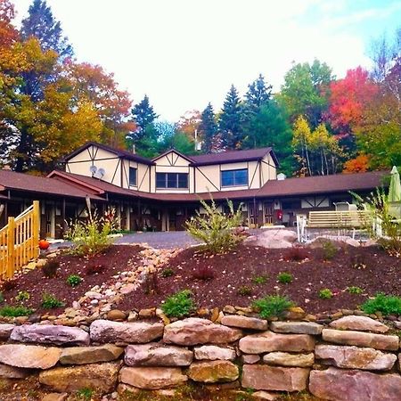 Lake Harmony Inn Екстериор снимка